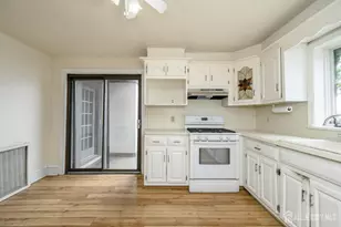 324 N 8th Ave N, Manville, NJ 08835 - Photo 10