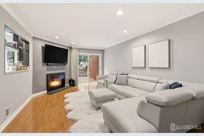 84 Drew Court, Manalapan Township, NJ 07726 - Photo 8