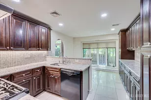 36 Ravenswood Ct, Edison, NJ 08820 - Photo 14