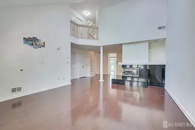 36 Ravenswood Court, Edison, NJ 08820 - Photo 8