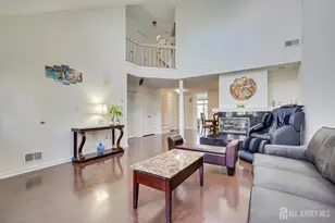 36 Ravenswood Ct, Edison, NJ 08820 - Photo 8