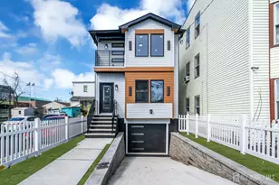 589 Elizabeth St, Perth Amboy, NJ 08861 - Photo 1