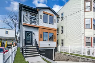 589 Elizabeth St, Perth Amboy, NJ 08861 - Photo 2