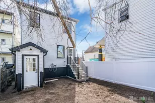 589 Elizabeth St, Perth Amboy, NJ 08861 - Photo 48