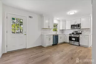 38 Lincoln Ave, Colonia, NJ 07067 - Photo 4