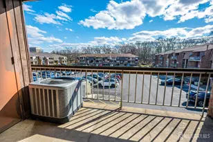 305 Sharon Garden Ct, Woodbridge Township, NJ 07095 - Photo 18