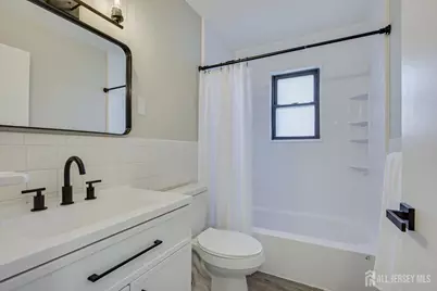 305 Sharon Garden Court, Woodbridge Township, NJ 07095 - Photo 12