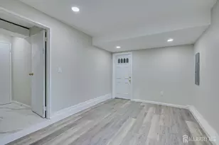 22 Price Dr, Edison, NJ 08817 - Photo 34