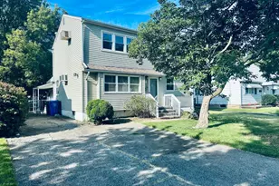 41 W Henry Pl W, Iselin, NJ 08830 - Photo 1