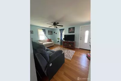 70 Bernard Street, Carteret, NJ 07008 - Photo 4