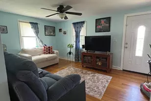 70 Bernard St, Carteret, NJ 07008 - Photo 4