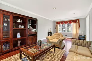 829 Cranbury Cross Rd, North Brunswick Township, NJ 08902 - Photo 6