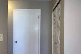 478 Witney Ct, North Brunswick Township, NJ 08902 - Photo 6