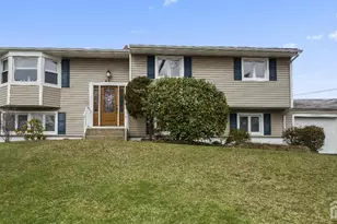 43 Wellington Rd, East Brunswick Township, NJ 08816 - Photo 1