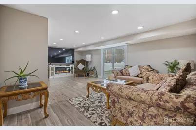 43 Wellington Road, East Brunswick Township, NJ 08816 - Photo 12