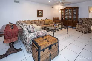 376 Stirling Dr, Monroe Township, NJ 08831 - Photo 6