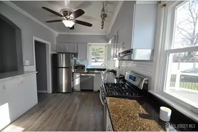 467 West Avenue, Sewaren, NJ 07077 - Photo 28