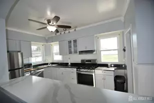 467 West Ave, Sewaren, NJ 07077 - Photo 26