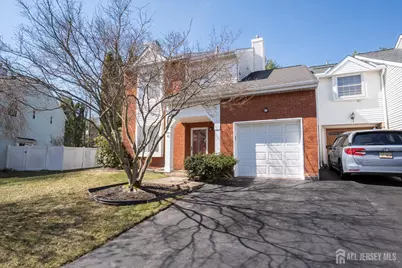 62 Woodland Way, South Brunswick Township, NJ 08810 - Photo 2