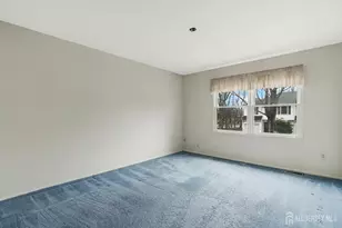 1 Tree Top Rd, Middlesex, NJ 08846 - Photo 20