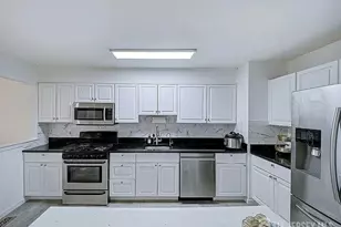 351 Bowler Ct, Piscataway Township, NJ 08854 - Photo 14