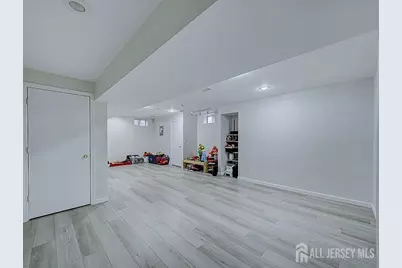 351 Bowler Court, Piscataway Township, NJ 08854 - Photo 28