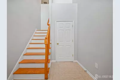 189 Sunshine Drive, Piscataway Township, NJ 08854 - Photo 4