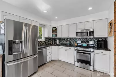 290 Brunswick Avenue, Spotswood, NJ 08884 - Photo 10