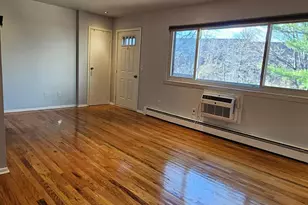 1028 Cricket Ln, Woodbridge Township, NJ 07095 - Photo 6