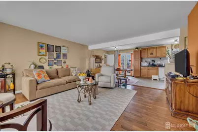 14 Hastings Place, Carteret, NJ 07008 - Photo 8