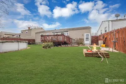 14 Hastings Place, Carteret, NJ 07008 - Photo 42