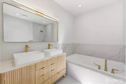 182 Sunshine Drive, Piscataway Township, NJ 08854 - Photo 28