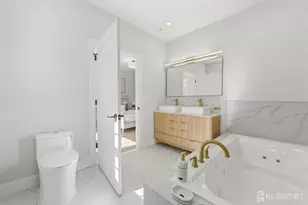 182 Sunshine Dr, Piscataway Township, NJ 08854 - Photo 30