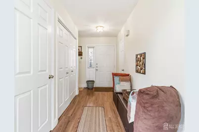 29 Exeter Court, Franklin Township, NJ 08873 - Photo 4