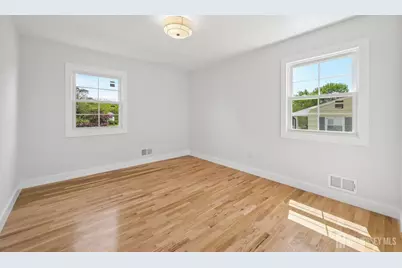 16 Hershey Road, East Brunswick Township, NJ 08816 - Photo 28