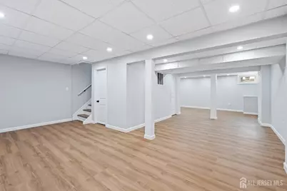 4-F Lincoln Lane, South Brunswick Township, NJ 08810 - Photo 18