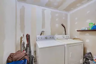 44 McKinley Ave, Colonia, NJ 07067 - Photo 28