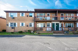 55 Gill Ln, Iselin, NJ 08830 - Photo 18