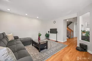 41 Coriander Dr, South Brunswick Township, NJ 08540 - Photo 18