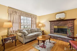 33 Caroline Dr, South River, NJ 08882 - Photo 4