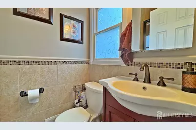 19 Norton Street, Edison, NJ 08820 - Photo 18