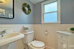 19 Norton St, Edison, NJ 08820 - Photo 16