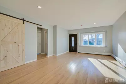 34 Tillman Street, Raritan, NJ 08869 - Photo 4