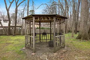 1 Garvey Dr, Monroe Township, NJ 08831 - Photo 36