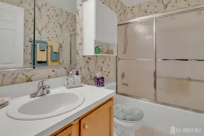 120 Ironwood Plaza #B, Monroe Township, NJ 08831 - Photo 16