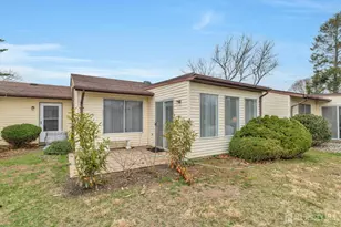 120 Ironwood Plaza, Monroe Township, NJ 08831 - Photo 24