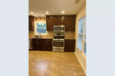 111 E Lloyd Court, East Brunswick Township, NJ 08816 - Photo 6