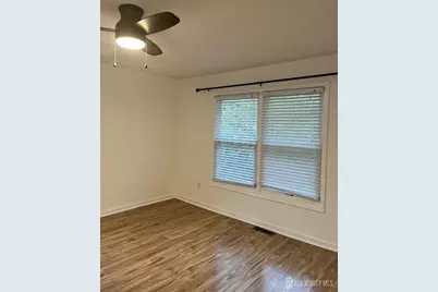 111 E Lloyd Court, East Brunswick Township, NJ 08816 - Photo 10