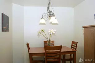 197 Bexley Ln, Piscataway Township, NJ 08854 - Photo 6