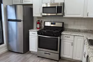 246 Hampshire Ct, Piscataway Township, NJ 08854 - Photo 2
